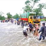 আকস্মিক বন্যায় দেশের ১১টি জেলা আক্রান্ত হয়েছে